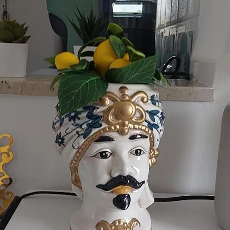 Vida Castelmola
